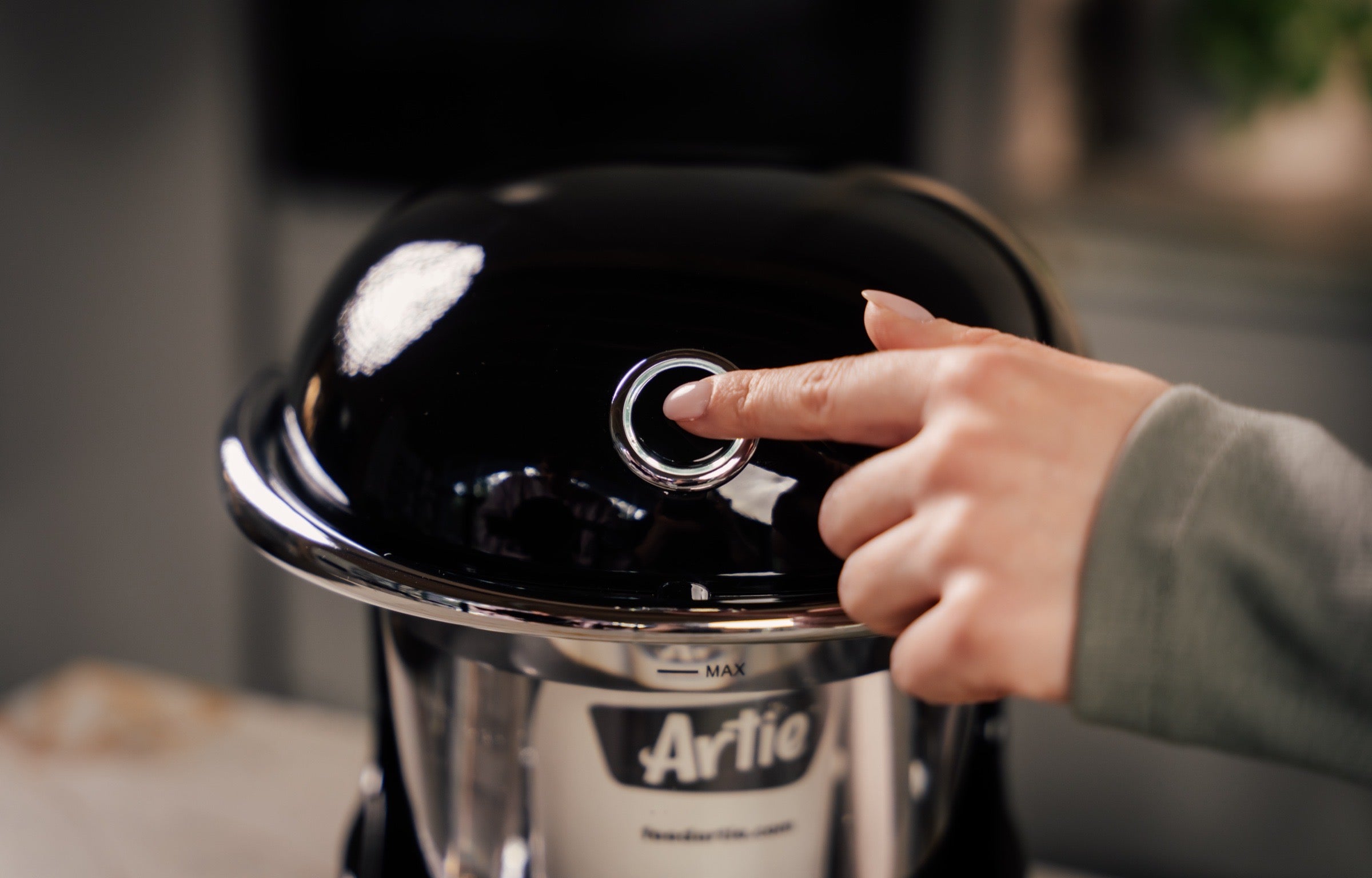 Single-touch control